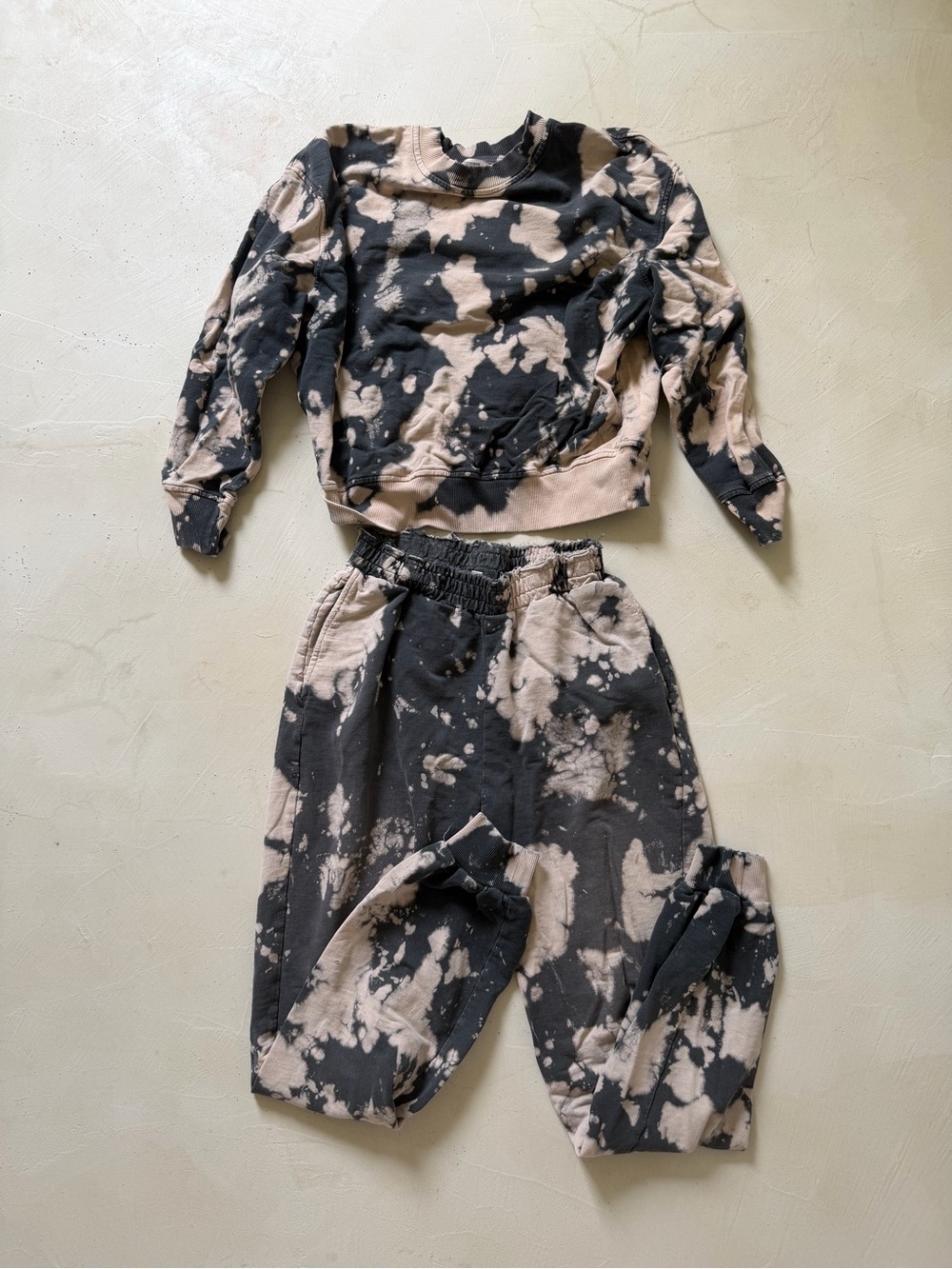 Missguided Black and Beige Tie-Dye Sweat Set